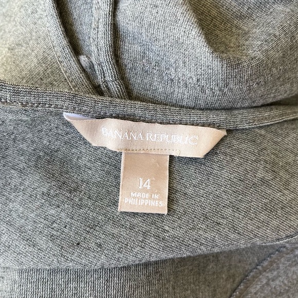 •Banana Republic• Gray Ponte Drop-Waist Dress - Size 14 - Picture 2 of 9